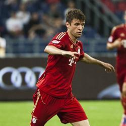 Bayern on the verge of final after routing Barca