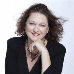 Amanda Strydom deur die sleutelgat