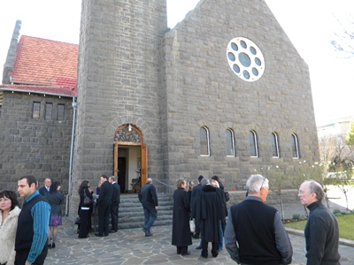 OFM Foto's Al Debbo roerend gegroet