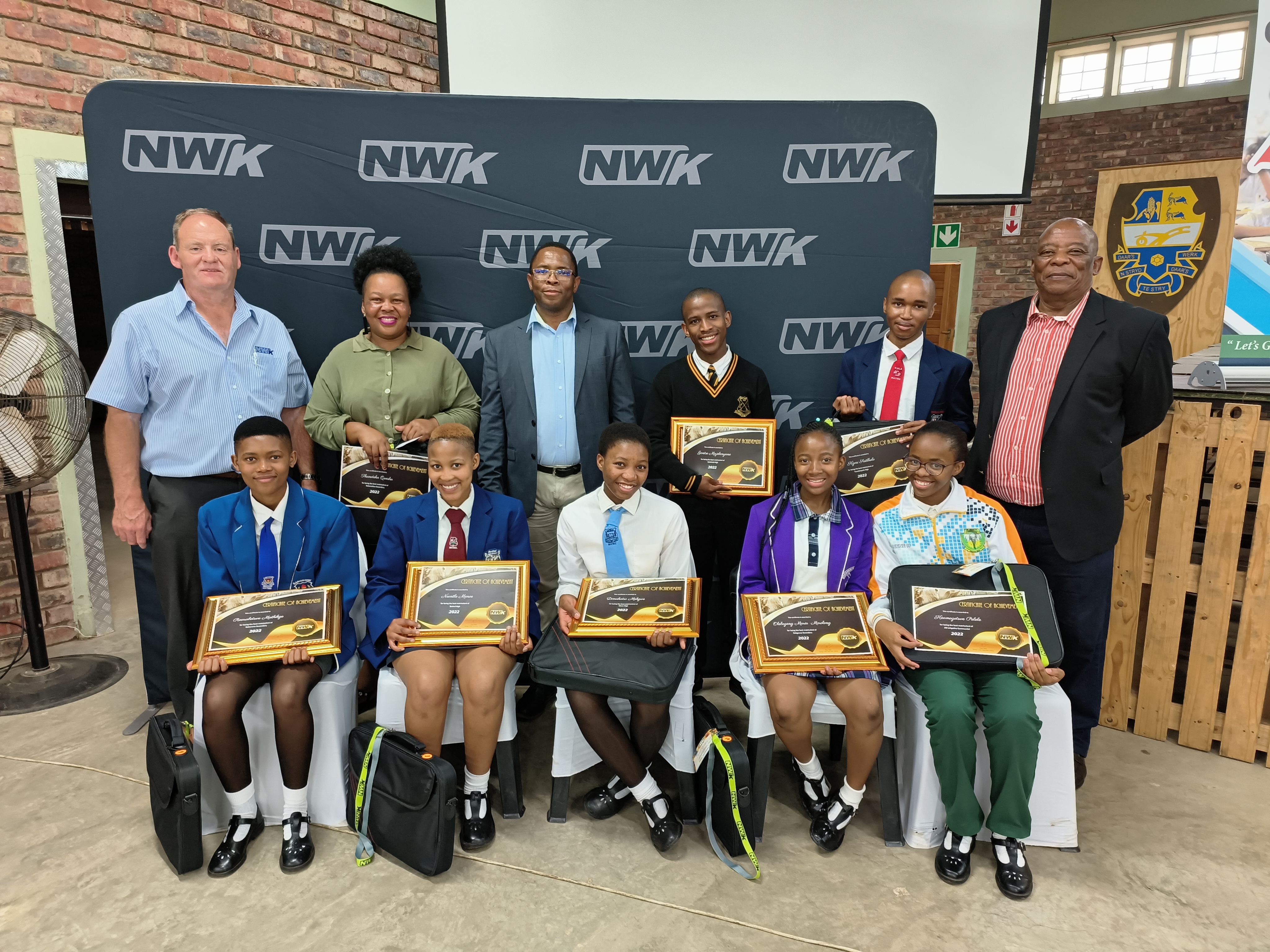 NWK skenk ook jaarliks skootrekenaars aan die top 21 matrikulante in die Ditsobotla sub-distrik. 