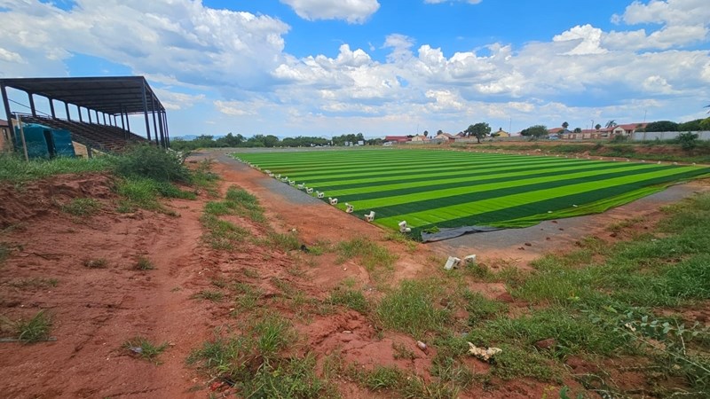 Miljoene later is Noordwes-stadion steeds nie voltooi | News Article