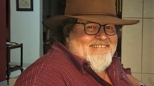Prof. Theo Venter draai nie doekies om oor sy kanker nie Prof. Theo Venter draai nie doekies om oor sy kanker nie | News Article