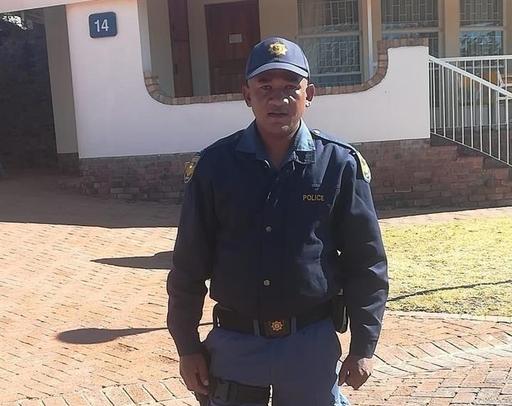 Hero Bfn cop rescues woman from drowning after hearing her screams at night | News Article