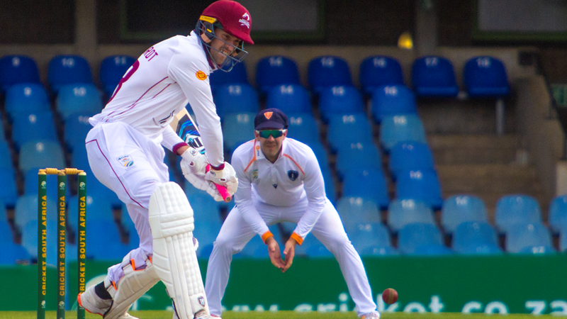 De Swardt and Dragons frustrate Knights on Day 1 De Swardt and Dragons frustrate Knights on Day 1 | News Article