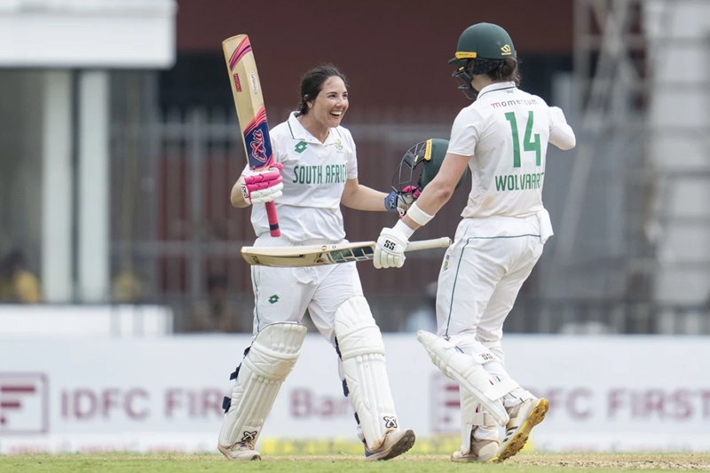 Luus scored maiden Test century | News Article