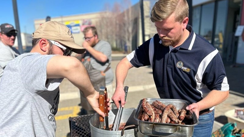 Koop ’n boerie ten bate van Sonskyn Dienssentrum | News Article