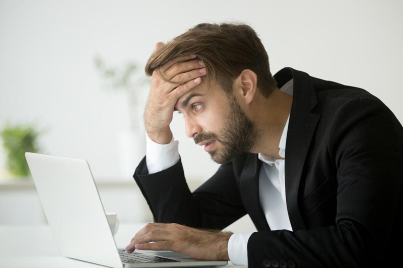 Weird Wide Web – Oppas vir skermapnee! | News Article