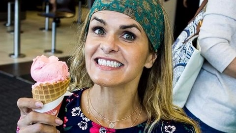 Elsje Neethling se lewe gaan kleurryk gevier word Elsje Neethling se lewe gaan kleurryk gevier word | News Article