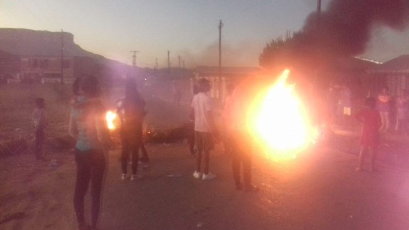 Qwaqwa residents escalate service delivery protests | News Article