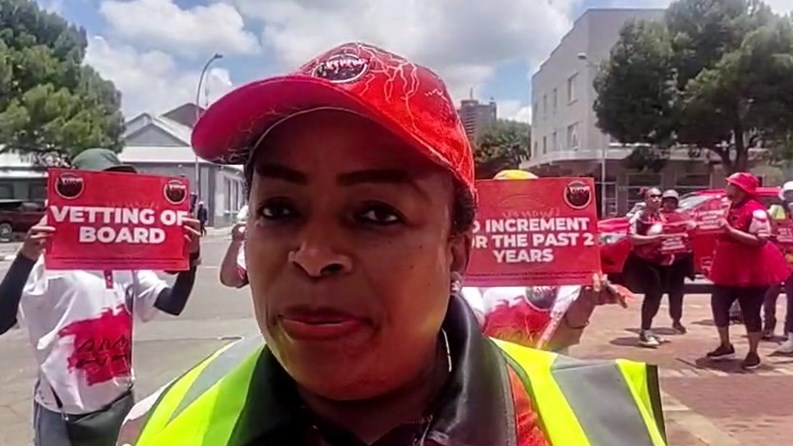 Gambling, Liquor and Tourism Authority workers strike over pay, alleged corruption | News Article