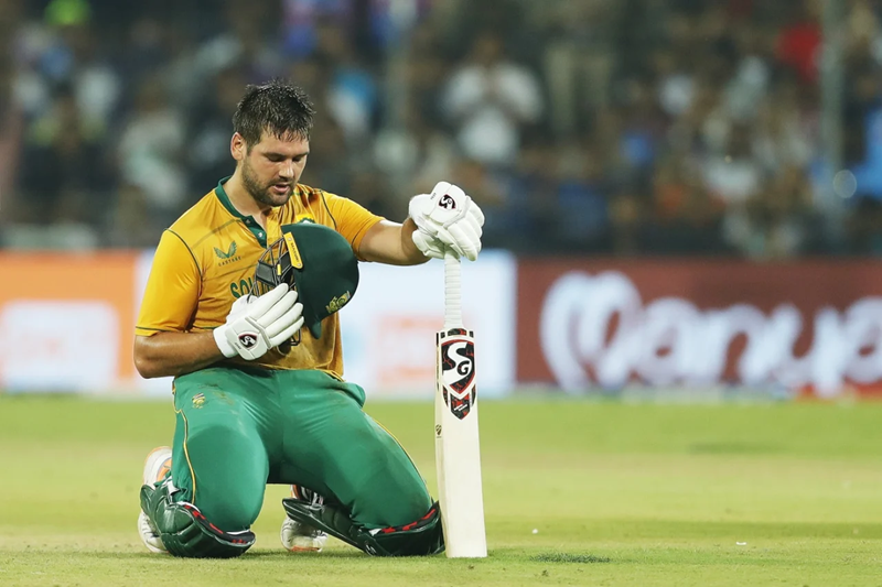 Rossouw tons steers Proteas to victory | News Article