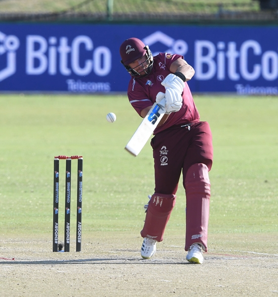 Warriors deny the Dragons a win | News Article