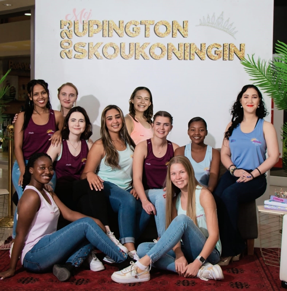 Wie gaan Mej. Upington Skoukoningin wees? | News Article