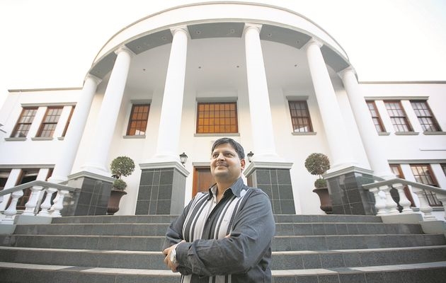 Gupta-broers steeds Suid-Afrikaanse burgers – Motsoaledi | News Article