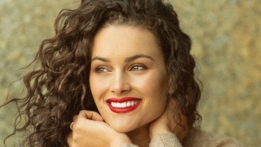 Boekhoek: Rolene Strauss se nuwe boek help ander om hul selfvertroue te herontdek | News Article