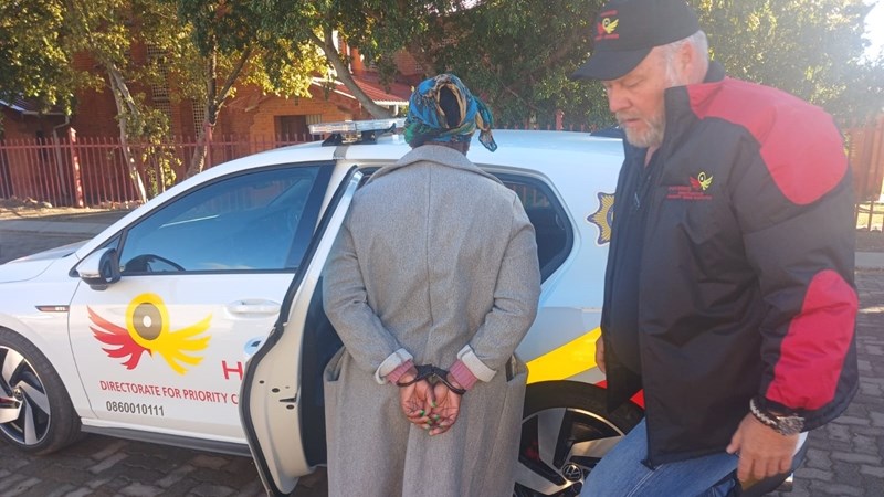 Sewe SAID-amptenare in Ladybrand-hof vir bedrog  | News Article