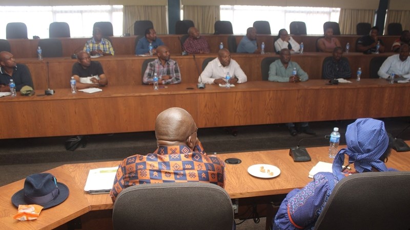Premier thanks Free State taxi industry for 'maintaining peace' Premier thanks Free State taxi industry for 'maintaining peace' | News Article
