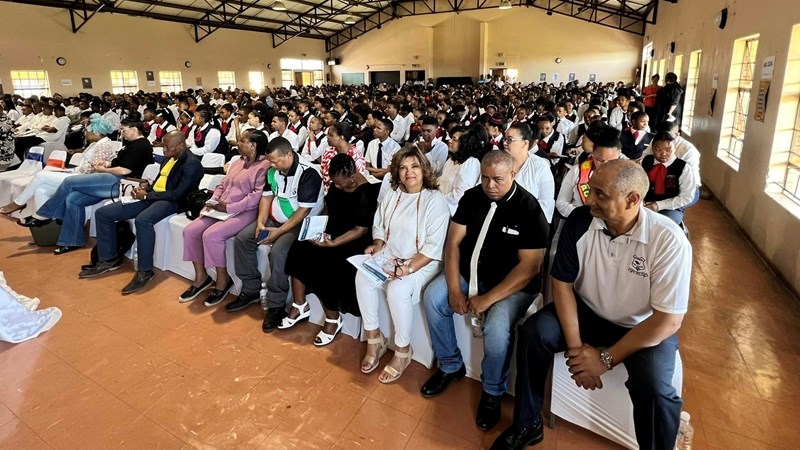 Noord-Kaapse matrikulante beloof eerlikheid in eindeksamen Noord-Kaapse matrikulante beloof eerlikheid in eindeksamen | News Article