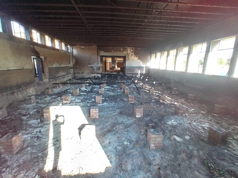 Derde brand lê Lichtenburg se stadsaal in puin | News Article