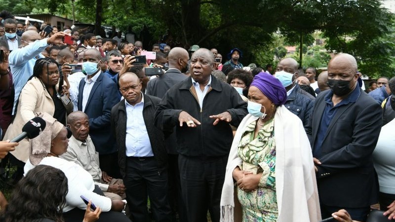 #KZNfloods: Death toll rises to 253; Ramaphosa consoles grieving families | News Article