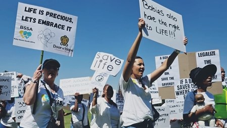 Baby Savers SA urges government to stop criminalising baby boxes Baby Savers SA urges government to stop criminalising baby boxes | News Article