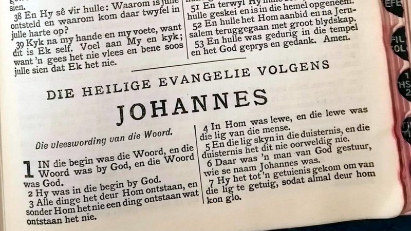 Die Afrikaanse Bybel vier sy 90ste bestaansjaar | News Article