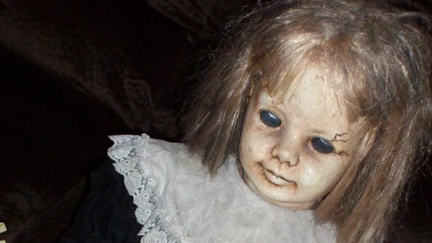 Conspiracy Corner - Possessed doll seen laughing and shaking its head | News Article