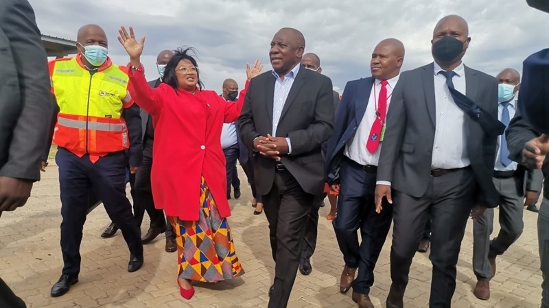 WATCH: President Ramaphosa arrives at Motheo TVET Artisan College | News Article