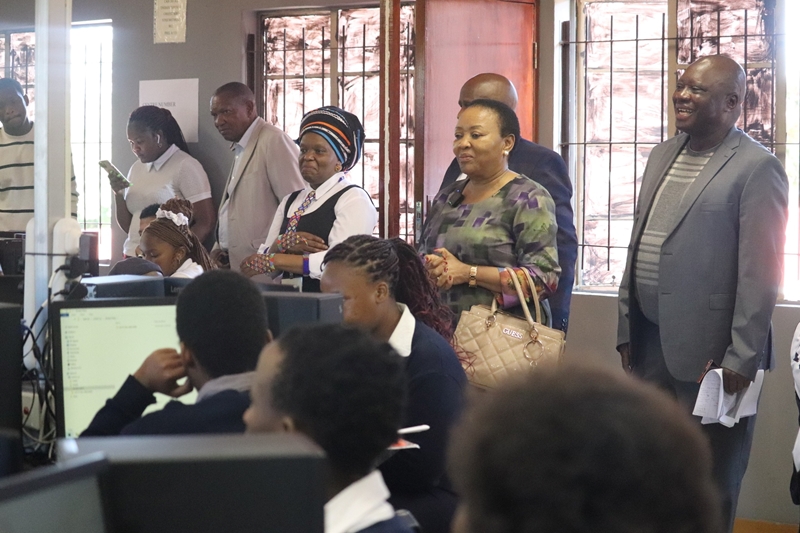 Eindeksamen begin – Vrystaatse leerders aangemoedig om uit te blink | News Article