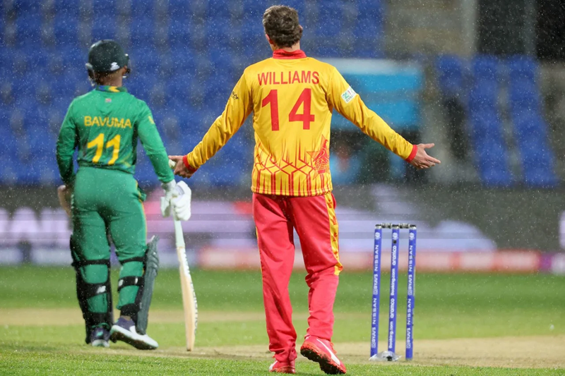 We overstepped that mark in this game - Houghton | News Article