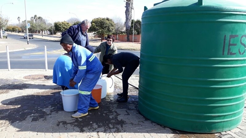 Water trucks dispatched in Free State amidst #WaterCrisis | News Article