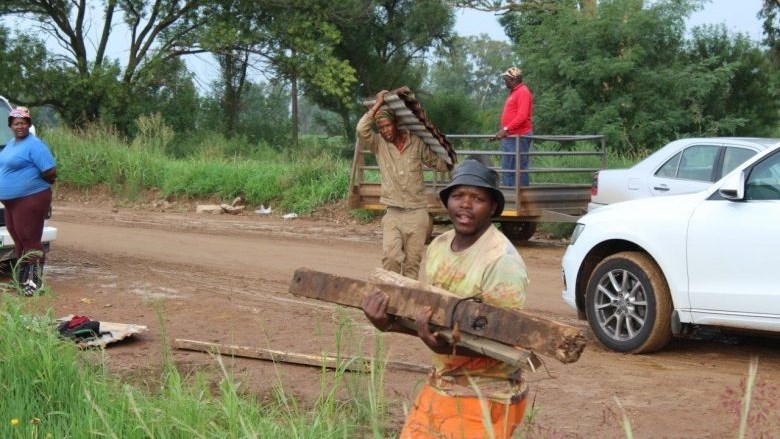 Spanning neem toe weens hervestiging van Noordwes-grondbesetters Spanning neem toe weens hervestiging van Noordwes-grondbesetters | News Article