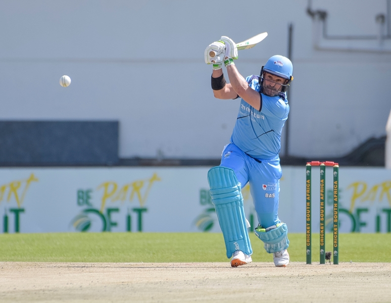 Titans still in for a shout | News Article