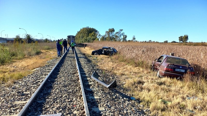 Roekelose bestuur ondersoek na treinbotsing | News Article