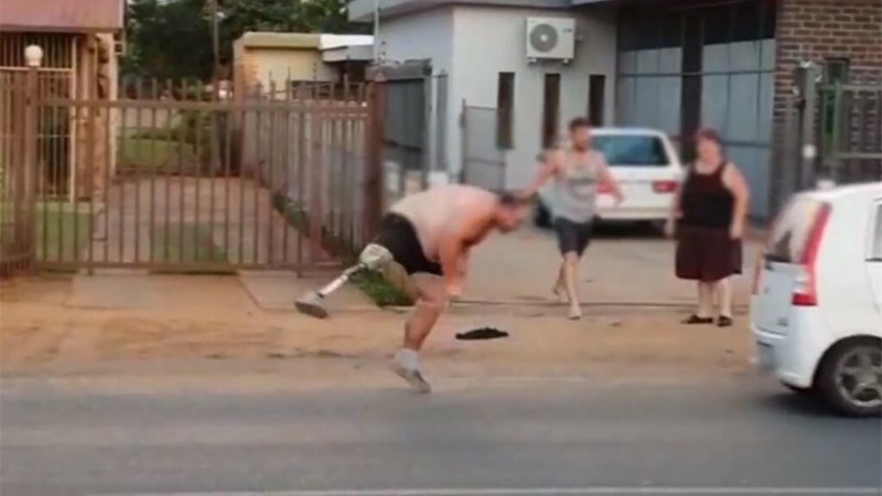 Hugo, bel die polisie! Waar is oom Wynand? | News Article