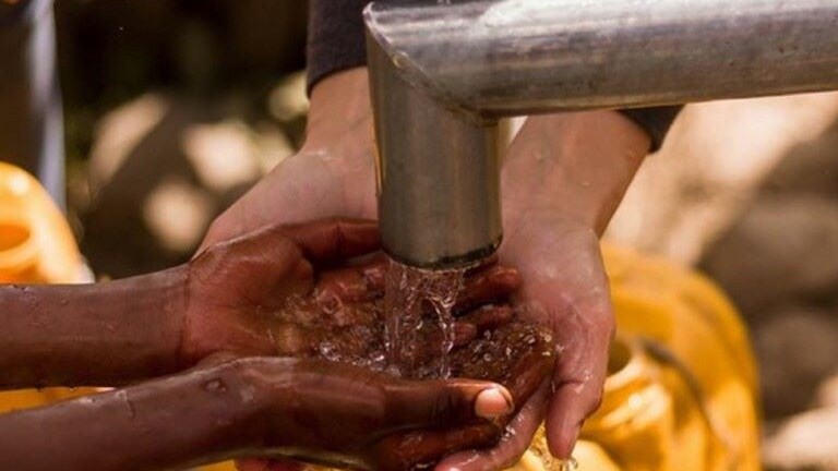 Wetenskaplikes ontwerp stelsel om drinkwater wêreldwyd te verbeter | News Article