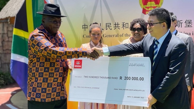 Jagersfontein community receives another donation Jagersfontein community receives another donation | News Article