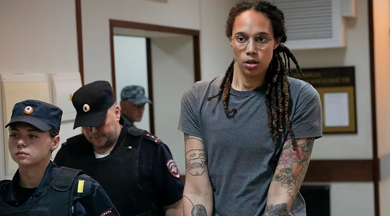 Russia swaps US basketball star for notorious arms dealer | News Article