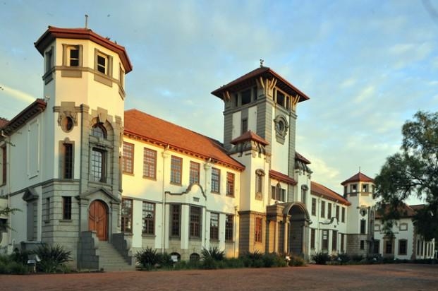 UFS protesters released | News Article