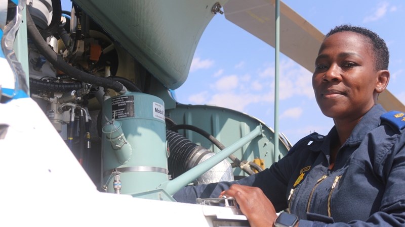  From fear to flight: SAPS’ First African female Chief Helicopter Pilot inspires  | News Article