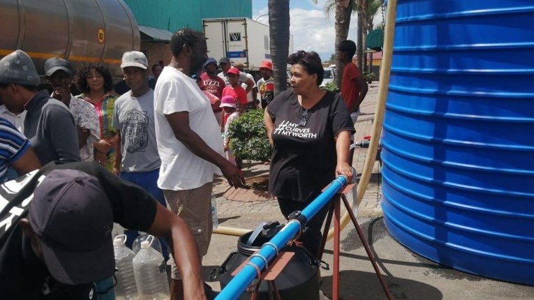 Kimberley gevra om water te spaar ondanks hitte, herstelwerk Kimberley gevra om water te spaar ondanks hitte, herstelwerk | News Article