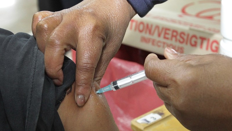 J&J vaccine found to be effective against Omicron: Study J&J vaccine found to be effective against Omicron: Study | News Article