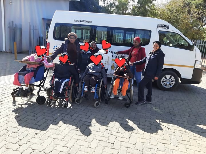 Valentynsdans beplan om kindertehuis in Kimberley by te staan | News Article