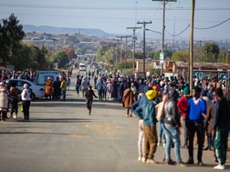 Planned shutdown overshadowed by looting, gang activity in Bloemfontein | News Article