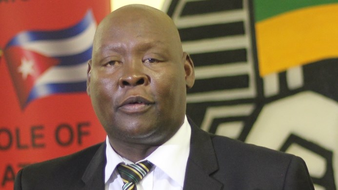 Pothole issues high on Free State MEC's agenda Pothole issues high on Free State MEC's agenda | News Article