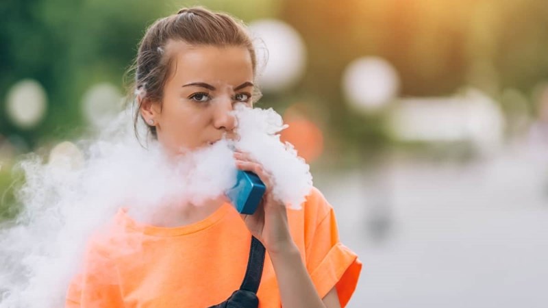 Teenage vaping: a rising trend in South Africa | News Article