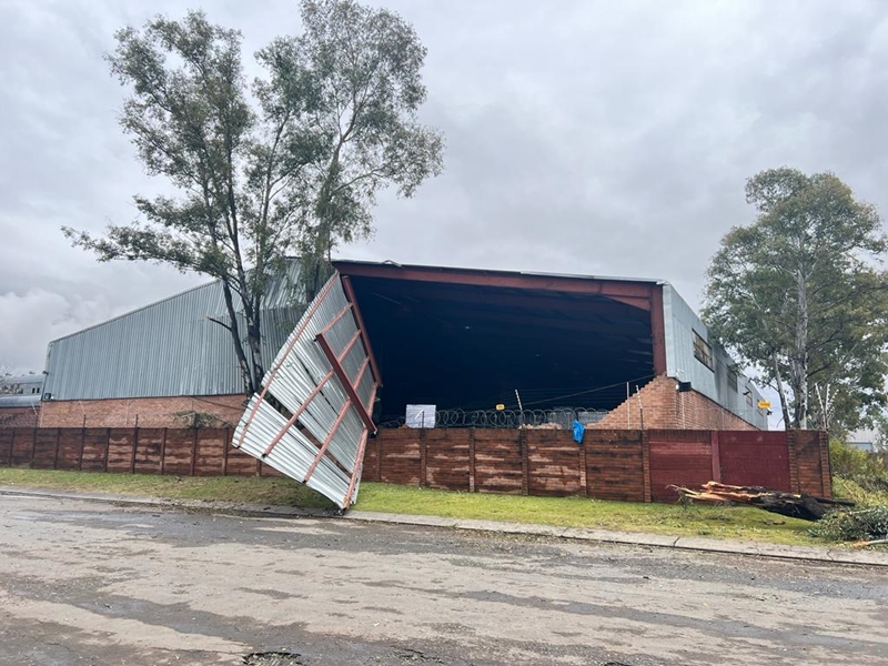 Rukwinde rig ernstige skade in Bloemfontein aan – FOTO’S, VIDEO'S | News Article