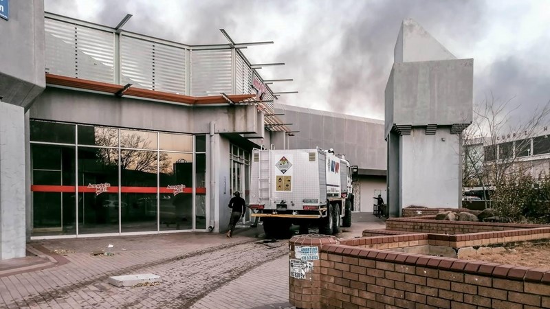 Welkom-polisie ondersoek brand by Liberty Centre Welkom-polisie ondersoek brand by Liberty Centre | News Article