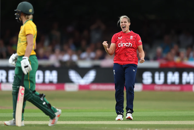 Dunkley and Brunt lead England to victory | News Article
