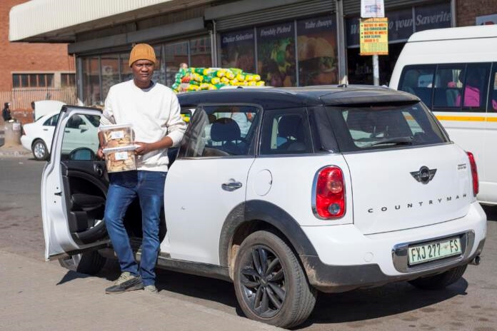 Being a street vendor can be fashionable | News Article